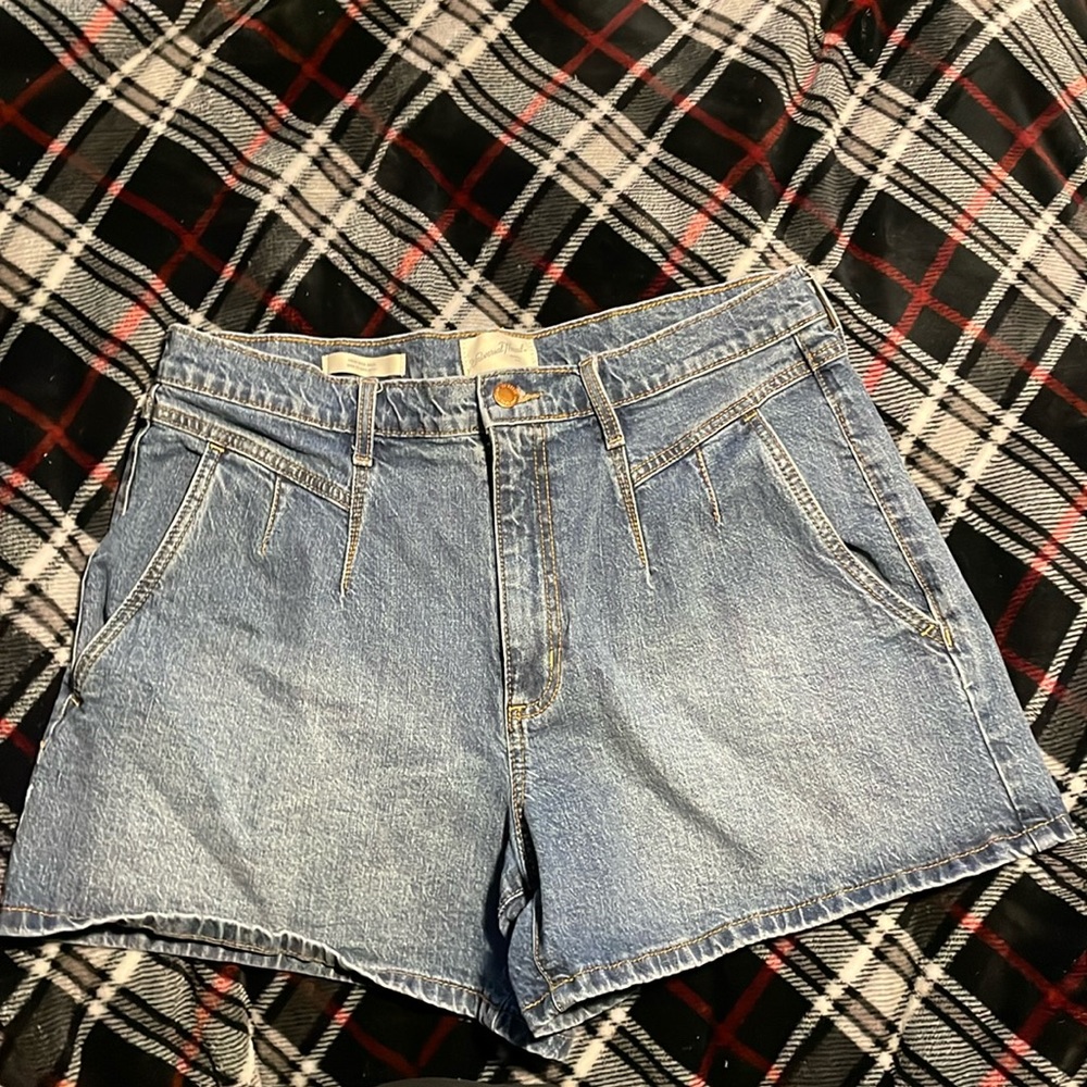 Universal Thread Jean Shorts